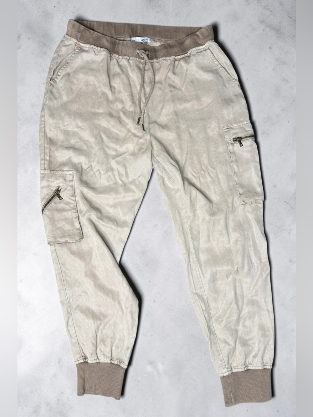 NWT Young Fabulous & Broke Jupiter Cargo Joggers - Tan/Khaki Size L